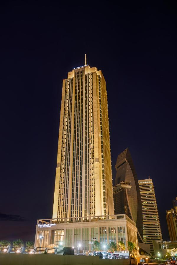 Wyndham Grand Doha West Bay Beach מראה חיצוני תמונה The Four Seasons Hotel, Bangkok