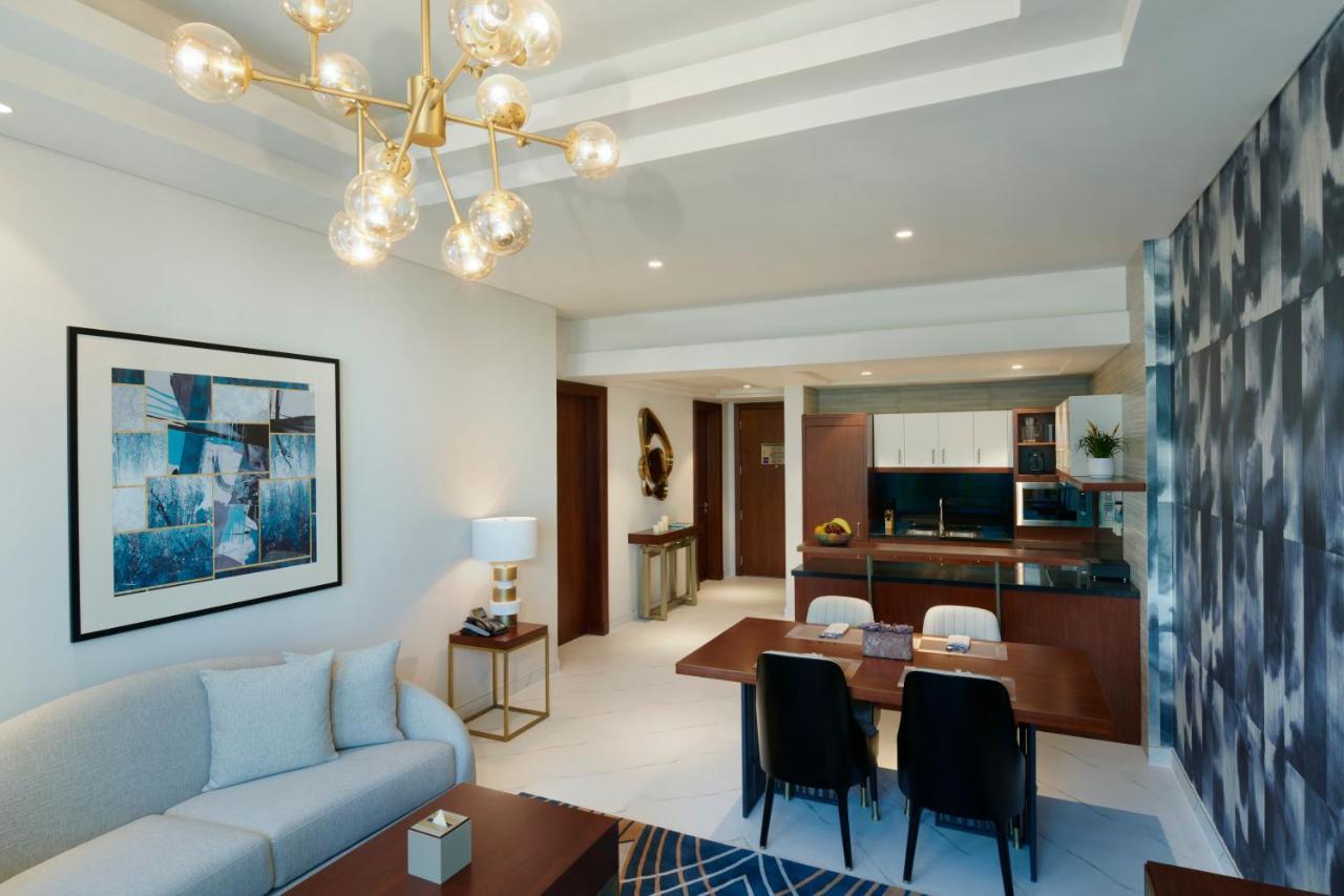Wyndham Grand Doha West Bay Beach מראה חיצוני תמונה A typical apartment interior
